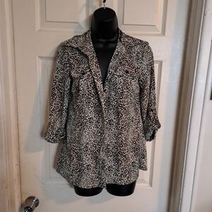Notations animal  print button up shirt size PS  A-50 5/$25